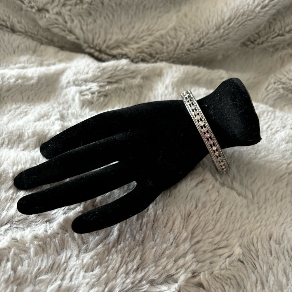 Carolee Clasp Bracelet